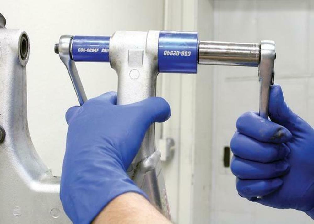 INSTOCK Motion Pro 08-0294 Deluxe Suspension Bearing Service Tool 57-8294