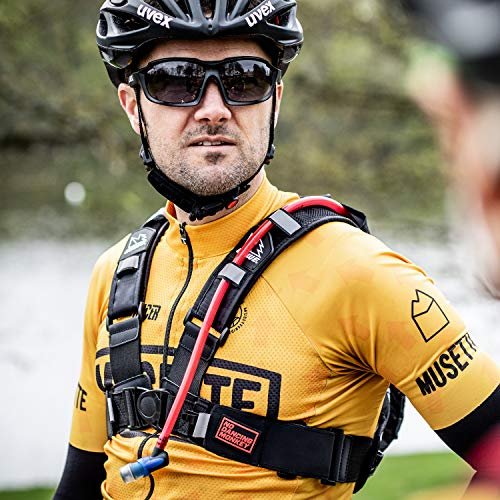 USWE Outlander Hydration Backpack for Cycling, MTB, Trail Running & More 3 Liter Black - 2034601